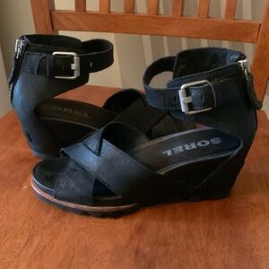 SOREL Joanie II black leather wedge sandal with adjustable strap